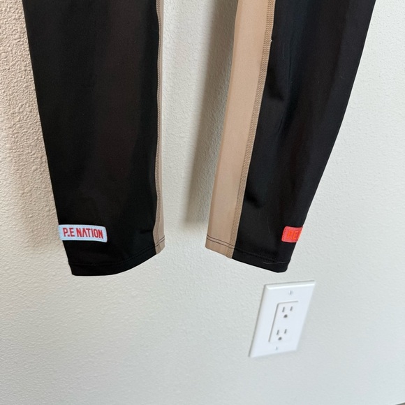 NWOT P.E Nation Diver Leggings Black Active Athleisure Casual Women’s Size Small - Picture 7 of 12
